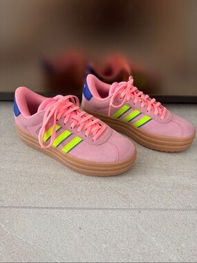 Adidas Women's Vl Court Bold Sneaker Pink Spark Platform size 6 Like New